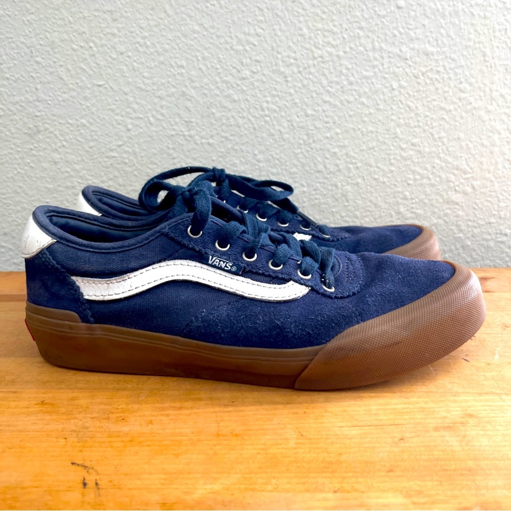 Vans Chima Ferguson Pro Size US Youth 5.5 Skateboard Shoes Suede Navy Gum Sole.